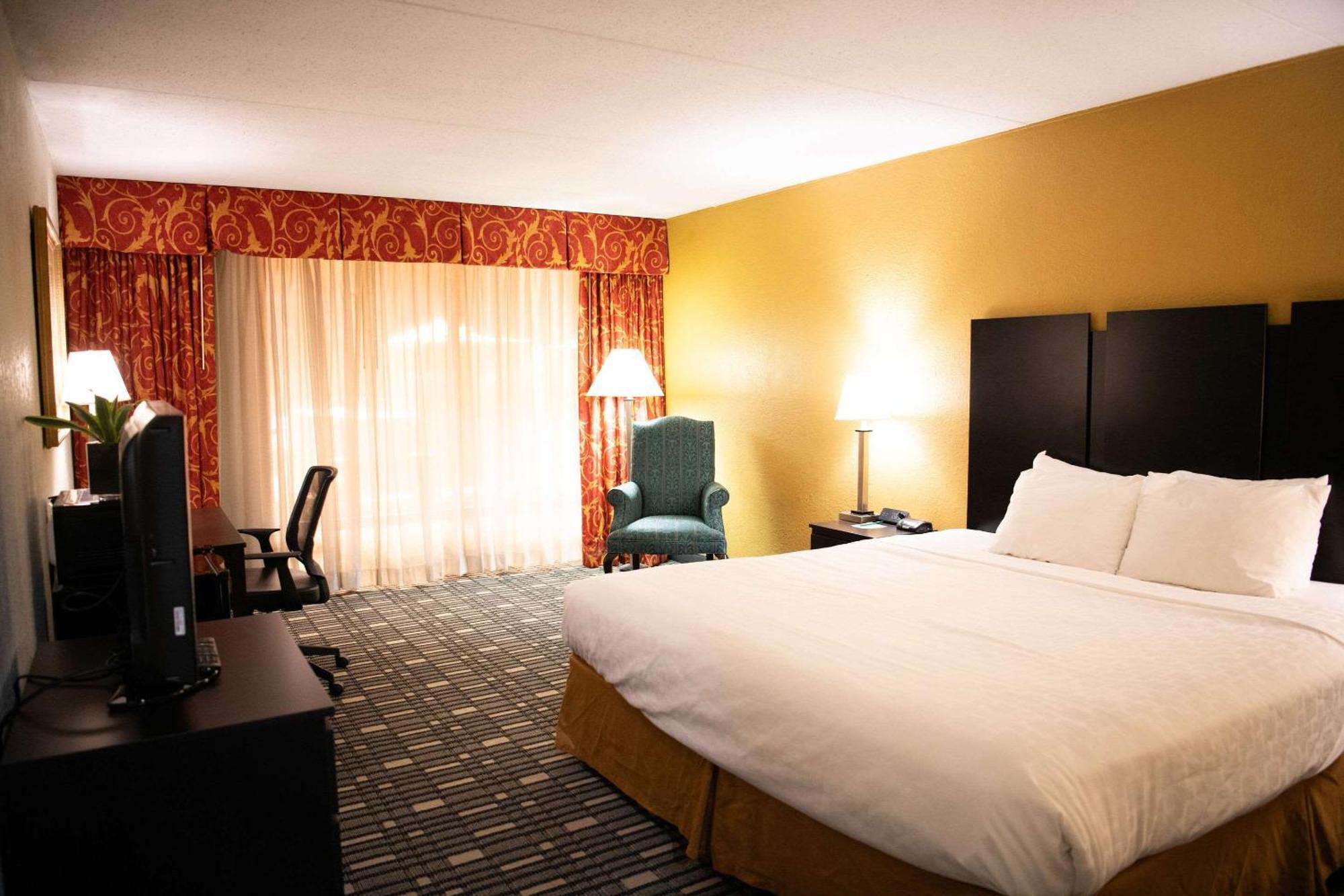 Quality Inn & Conference Center Somerset Eksteriør bilde